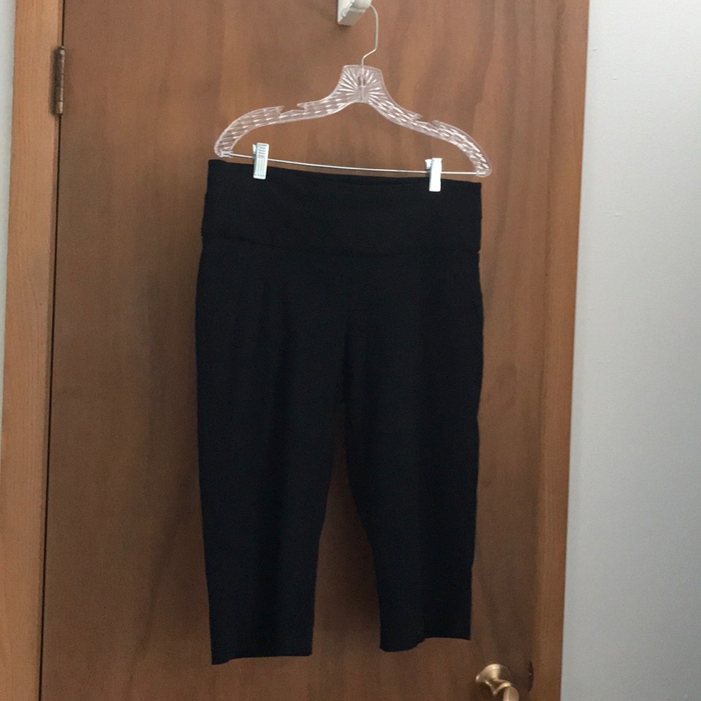 Misses capris black 12p